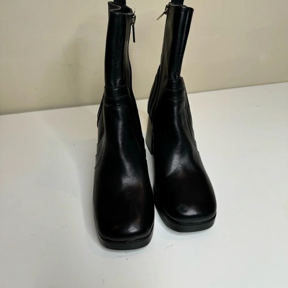 Steve Madden Maggie Black Leather size 9.5